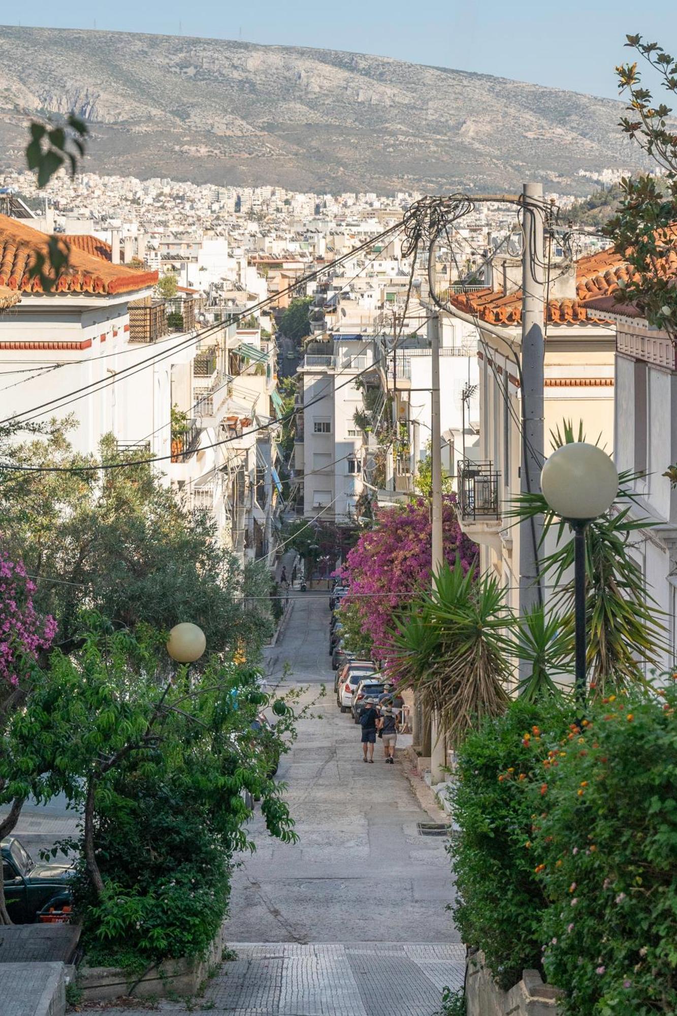 Luxury Apartment In The Heart Of The City - 1Br Athens Exterior photo