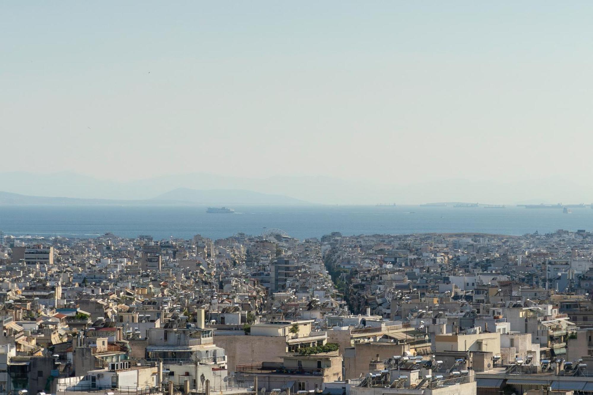 Luxury Apartment In The Heart Of The City - 1Br Athens Exterior photo